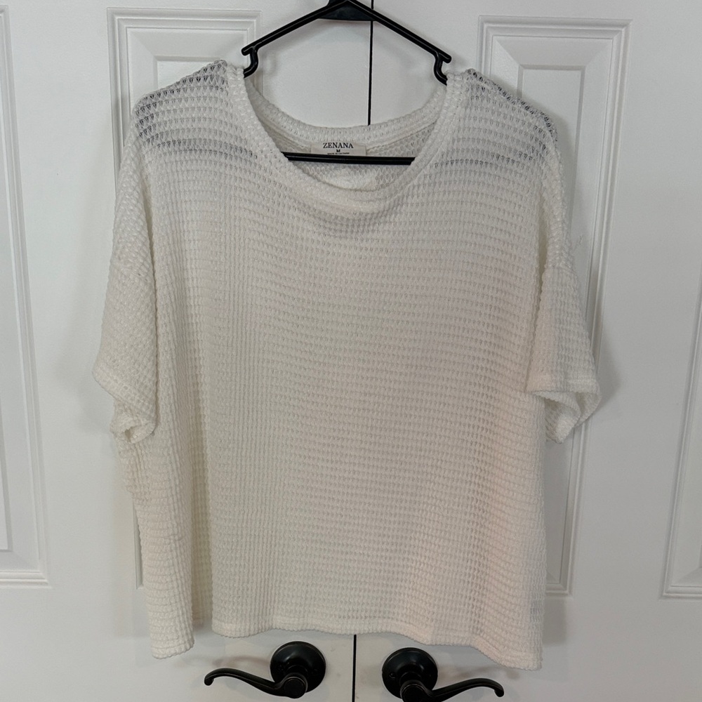 Zenana Outfitters White Knit Short Sleeve Top